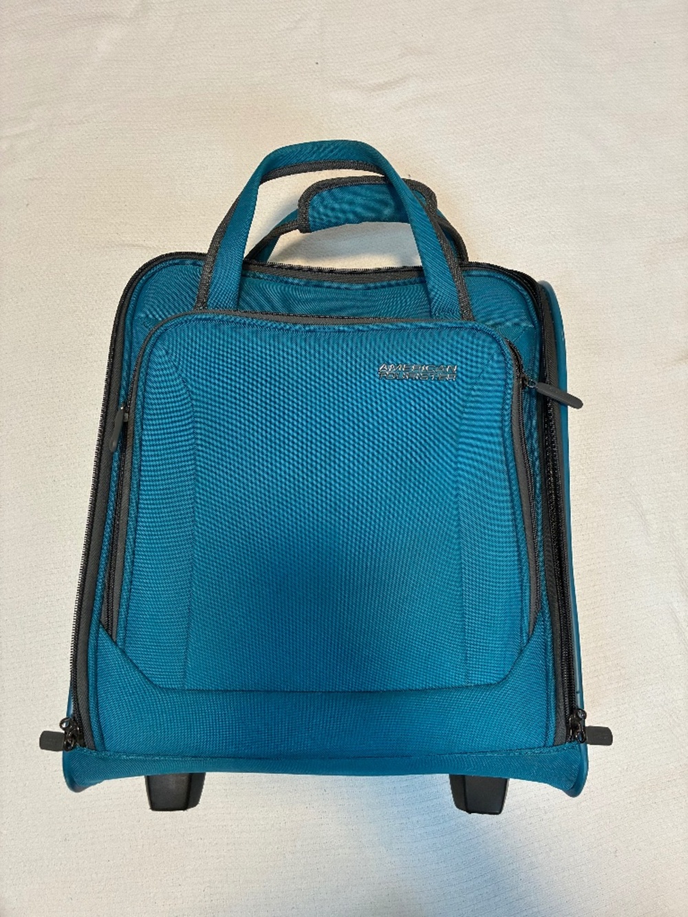 American Tourister Burst Trio Max Underseater Travel Luggage in Pool Blue
